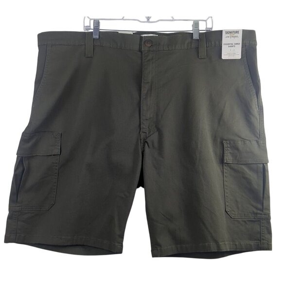 Signature Gold Levi Strauss Olive Green Cargo Shorts Mens 46 Hits At The Knee - Picture 1 of 16